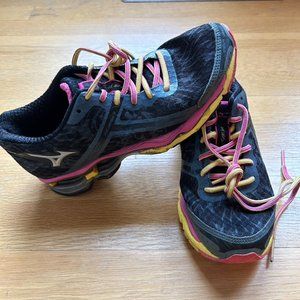 MIZUNO Wave Creation 15 Running Workout Shoe Sneaker Sz 6.5